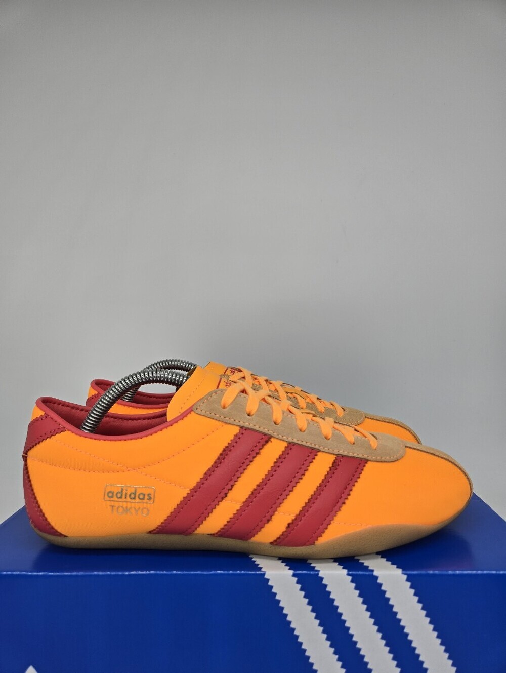 adidas Women's Tokyo IH3997 Lucid Tangerine Semi Lucid Red Gold Shoes Size 7.5 - Picture 3 of 8